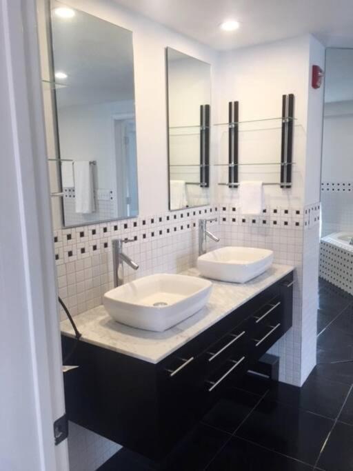 קולומבוס Luxury Three Story Apartment In Short North מראה חיצוני תמונה